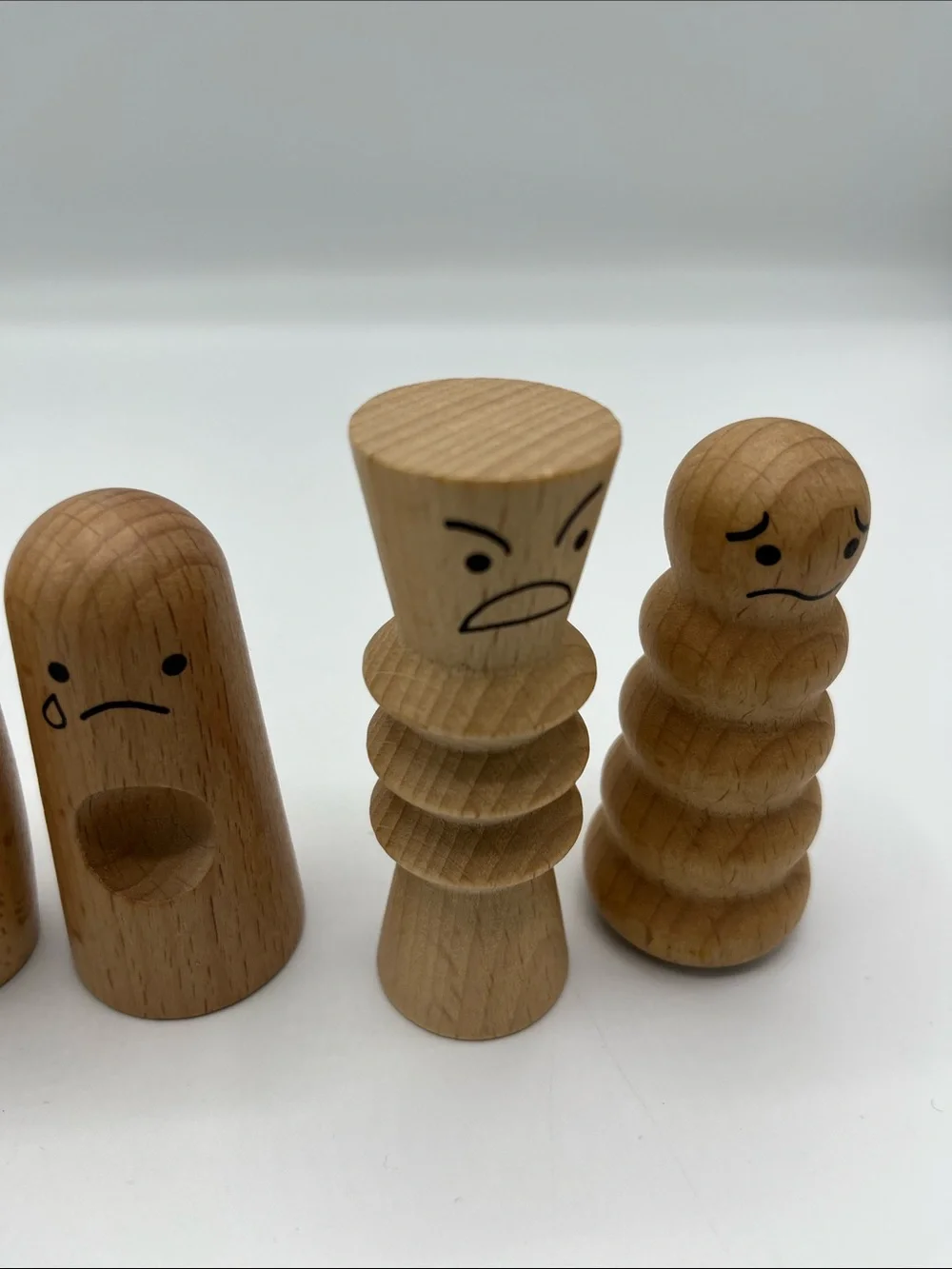 Lovevery Wooden Emotion Dolls 6pc